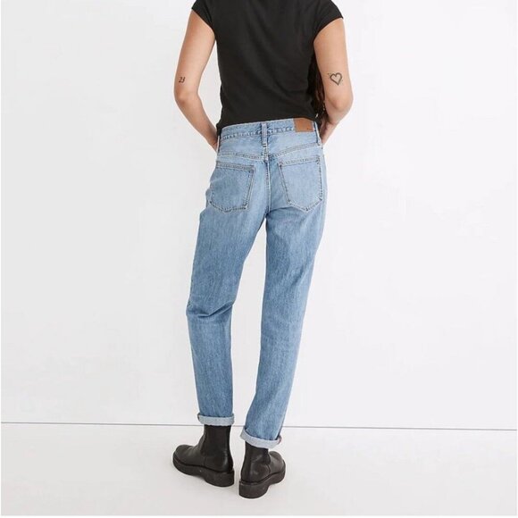 Madewell The Slouchy Boyjean in Riverspring Wash - Picture 2 of 10